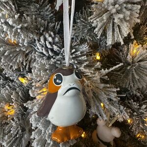 Hallmark •Star Wars •Disney Porg Christmas Ornament.